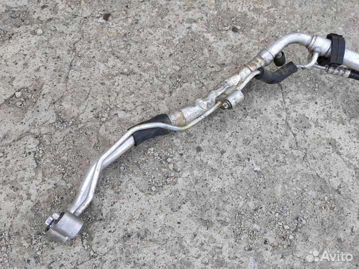 Трубка кондиционера длинная на Opel Astra J OPC