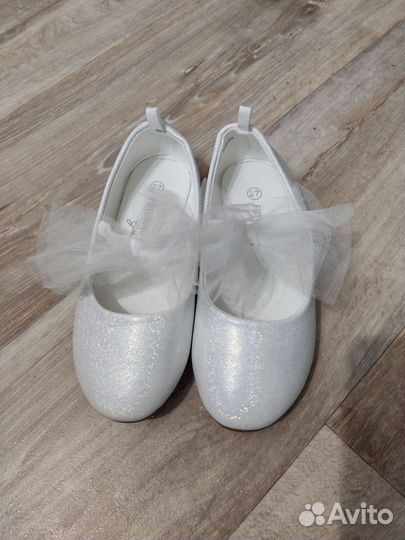 Туфли для девочки 27 размер белые