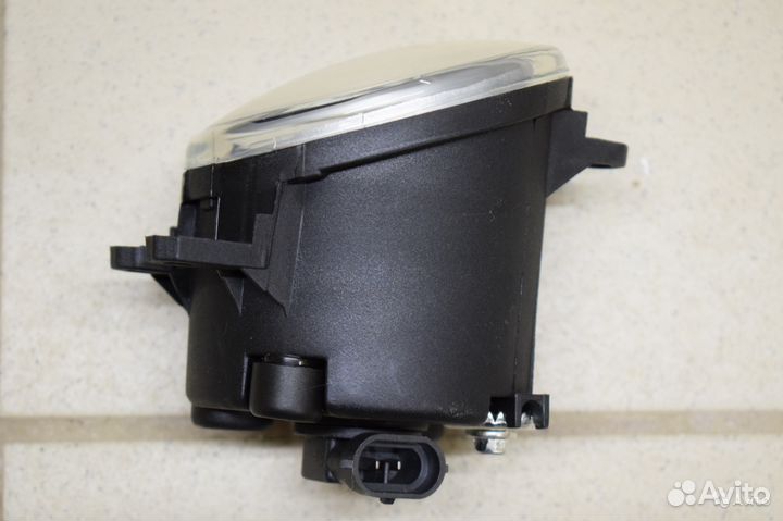 Toyota Rav-4 (2006-2008г) Фары противотуманные