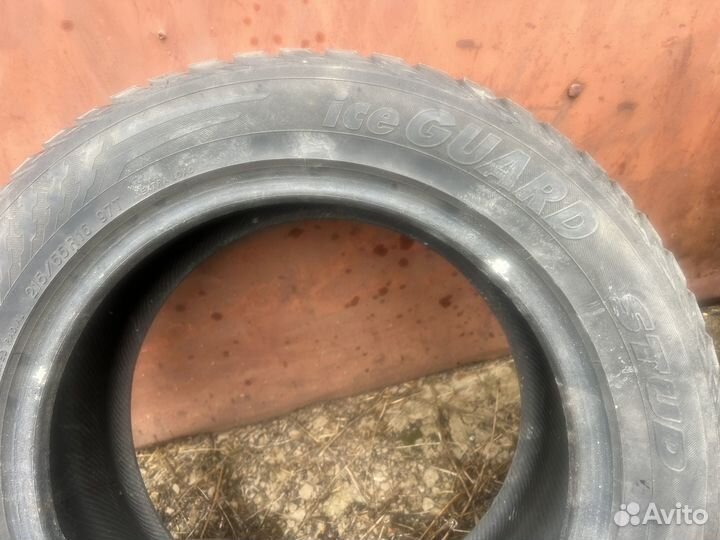 Yokohama Ice Guard Stud IG55 215/55 R16