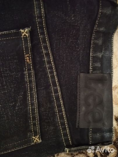 Джинсы lee