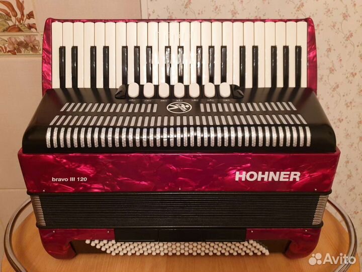 Аккордеон Hohner Bravo 3/120. Размер 4/4. Видео