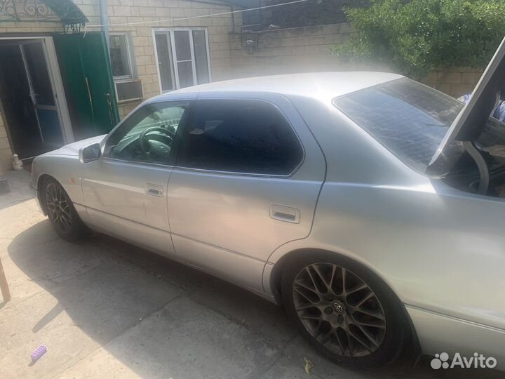 Lexus LS 4.0 AT, 1997, битый, 260 000 км
