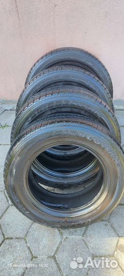 Bridgestone Dueler H/L 215/65 R16