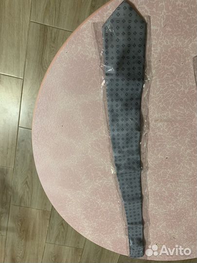 Галстук мужской. Новый в упаковке