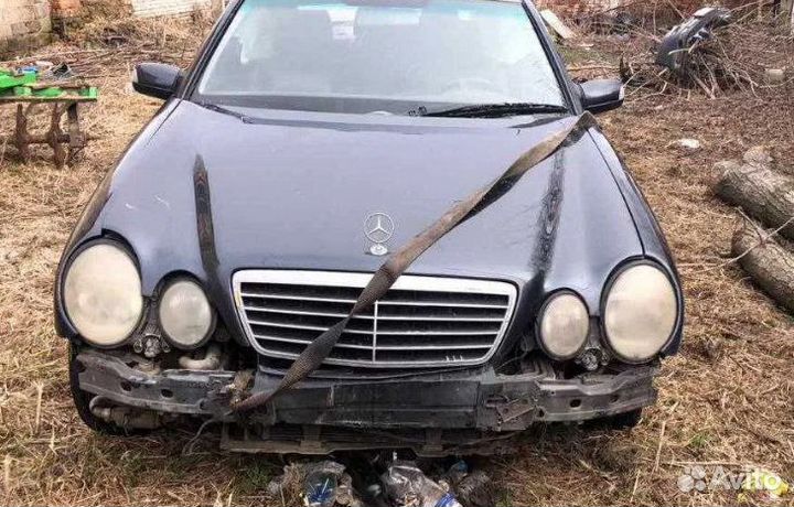 Mercedes w 210 e 55 amg