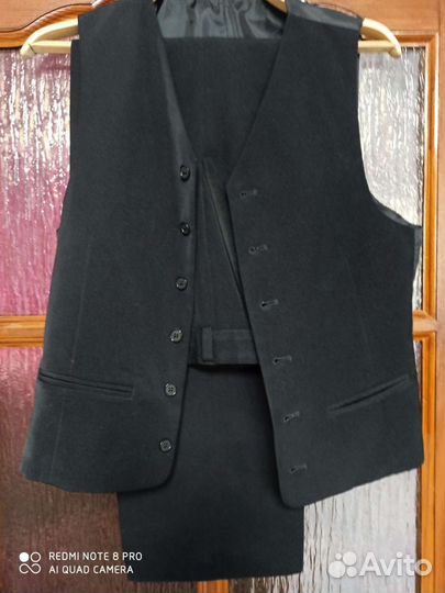 Костюм мужской