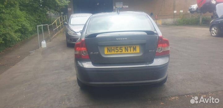 Накладка двери (крышки) багажника Volvo S40 2 2006