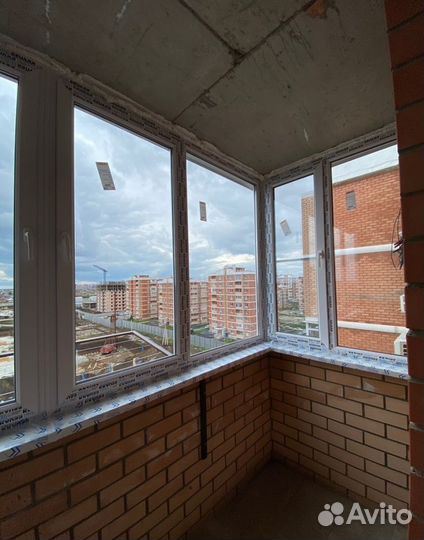 Пластиковые окна, сстекление балконов