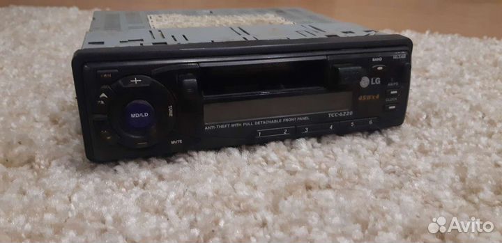 Магнитола LG