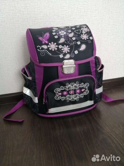 Школьный ранец