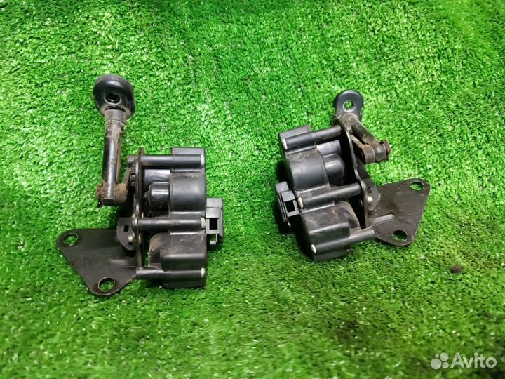 Сервопривод задних форточек Шаран