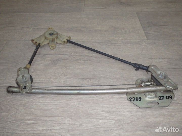 Стеклоподъемник электрический задний правый 2110