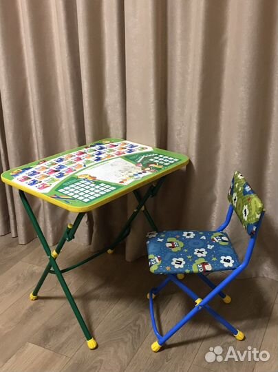 Детский столик и стульчик