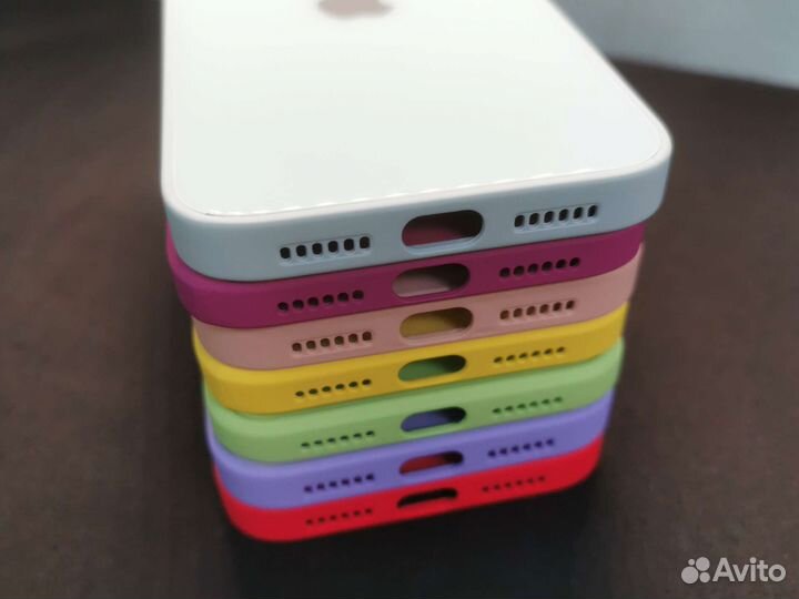 Чехол накладка на iPhone 11