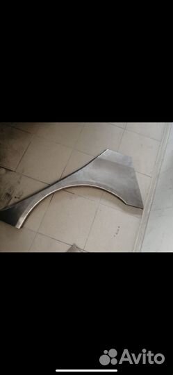 Левое заднее крыло Лансер 10