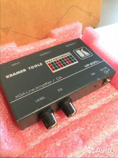 Распределитель-усилитель Kramer VP-200XL