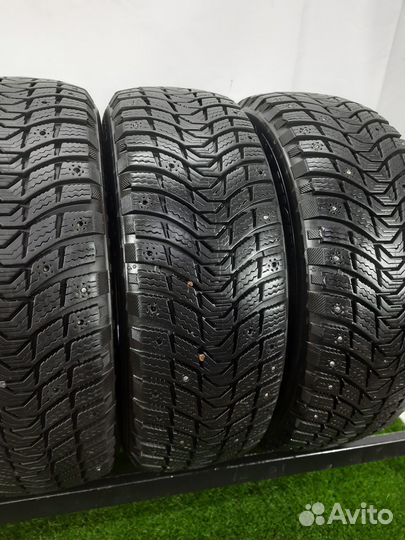 Michelin X-Ice North 3 185/60 R15