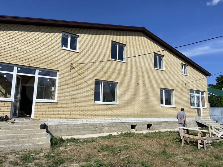 Коттедж 150 м² на участке 2,5 сот.