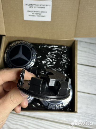 Динамические, парящие колпачки в колеса mercedes