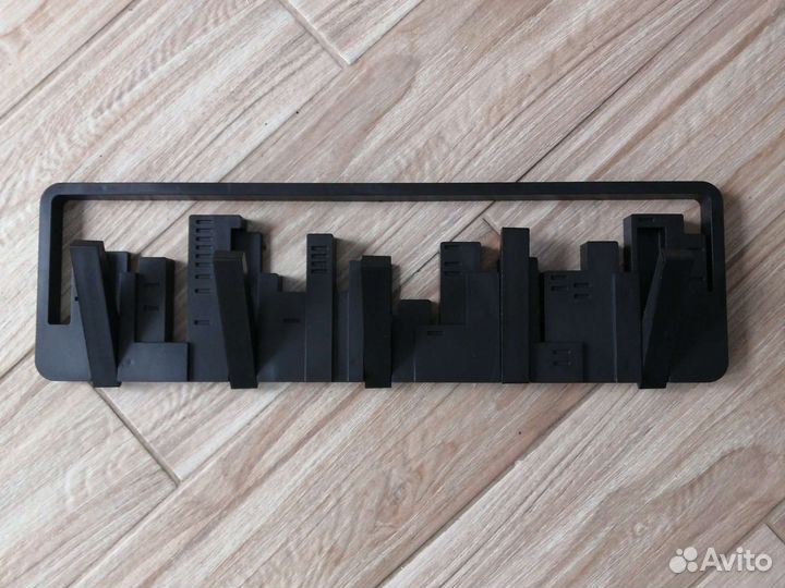 Вешалка настенная city со складными крючками черн