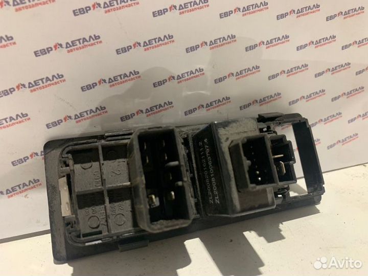 Блок управления зеркалами Geely Mk седан 1.5