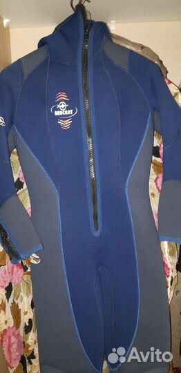 Гидрокостюм женский m