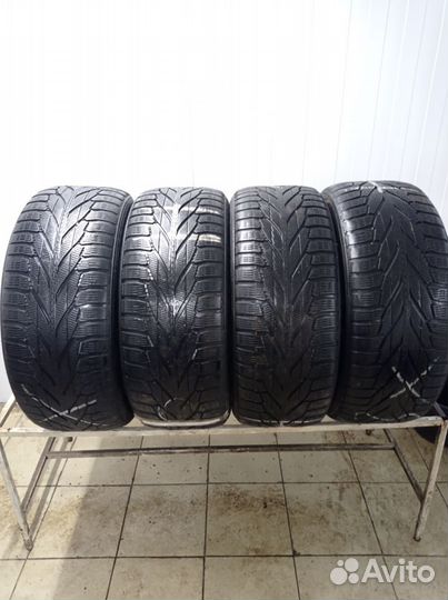 Nokian Tyres Hakkapeliitta R2 SUV 255/50 R19