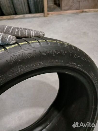 Michelin Pilot Sport 275/40 R18 30ZR