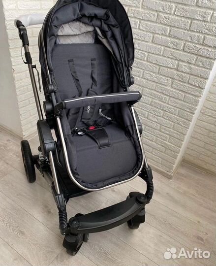Коляска новая