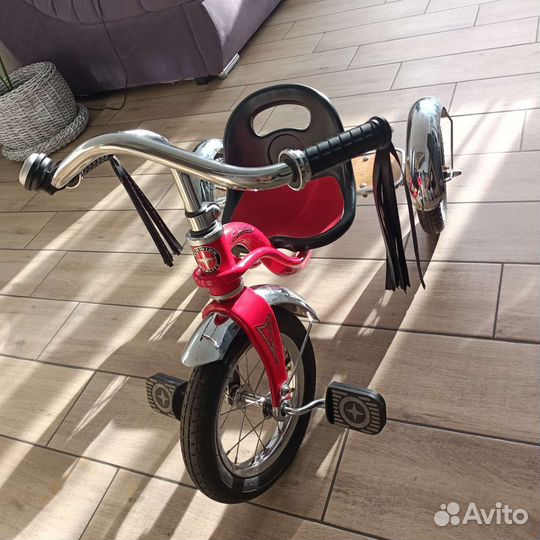 Детский трехколесный велосипед