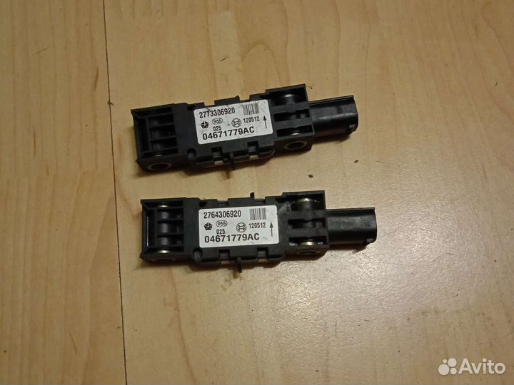 Датчик удара dodge challenger