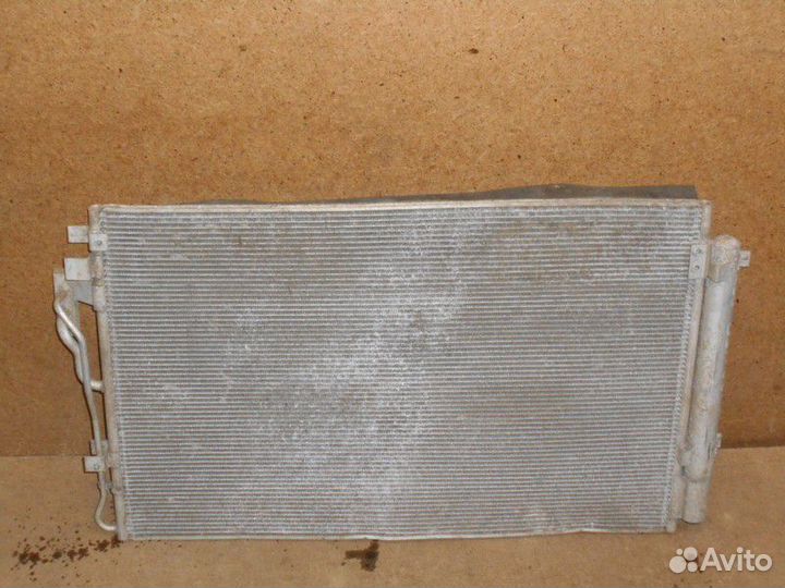 Конденсер (радиатор кондиционера) Kia Sorento