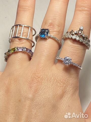 Заколки, крабики, резинки, кокошник Возможен Обмен