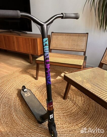 Трюковой самокат reaction stunt 3