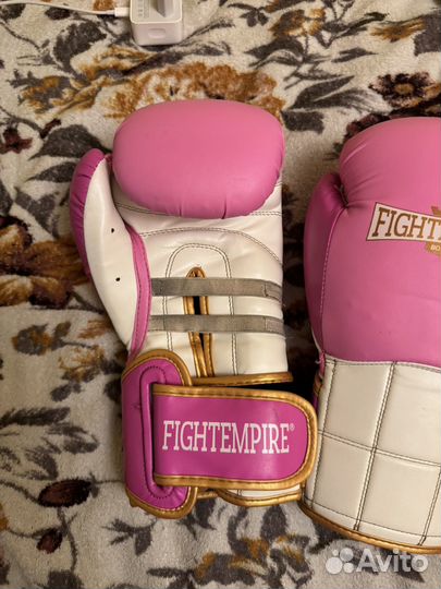 Боксерские перчатки 12 oz