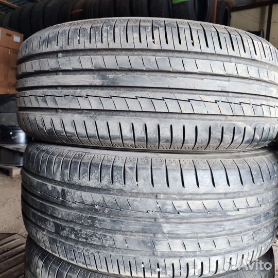 Yokohama BluEarth AE50 235/55 R18
