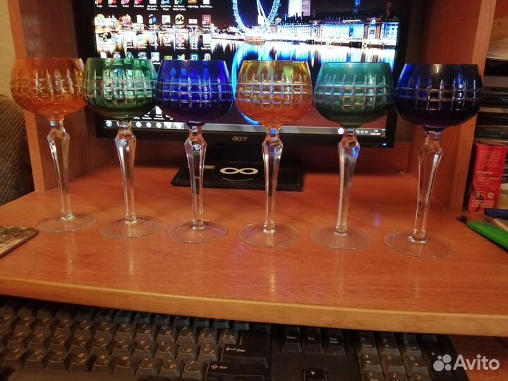 Набор бокалов для вина