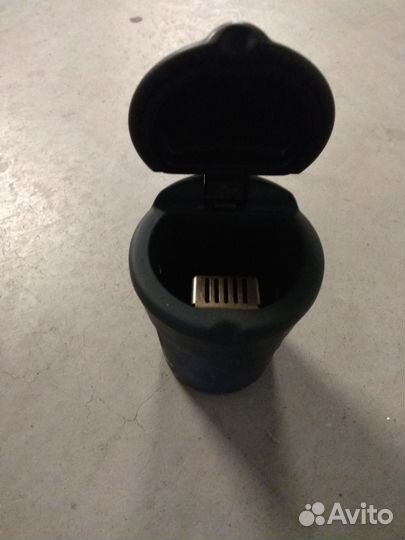 Пепельница Honda