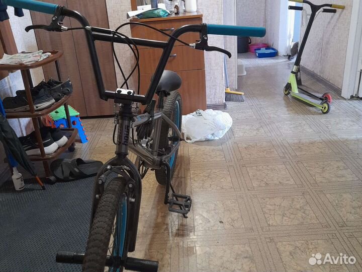 Трюковой велосипед bmx