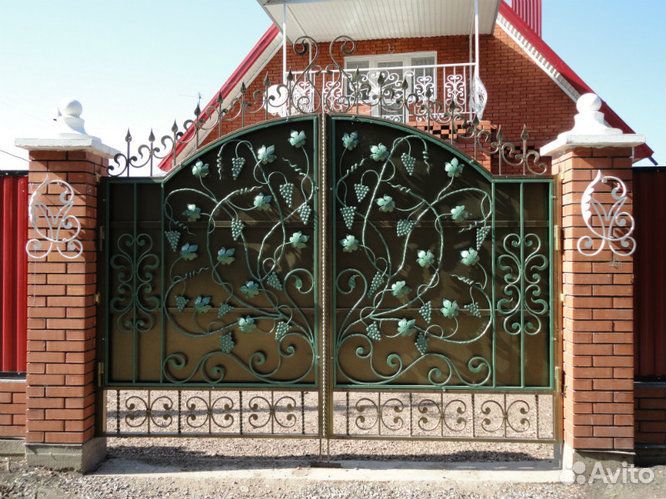 Кованые ворота