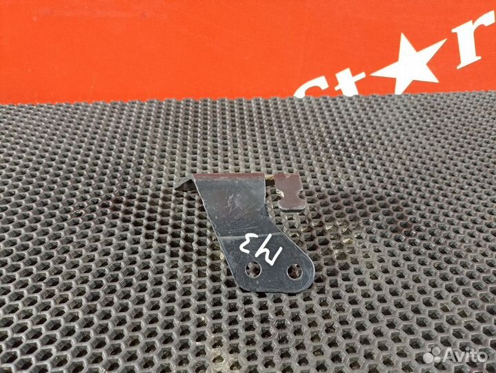 Кронштейн электромагнитного клапана