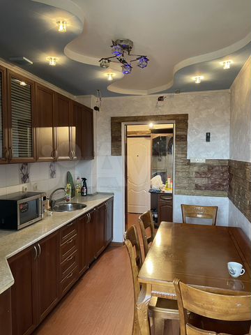 2-к. квартира, 50 м², 2/9 эт.