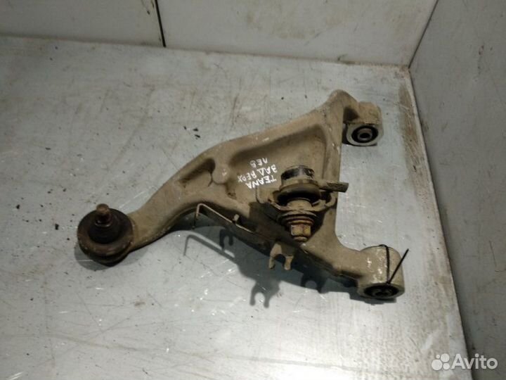 Рычаг задний левый верхний Nissan Teana J31