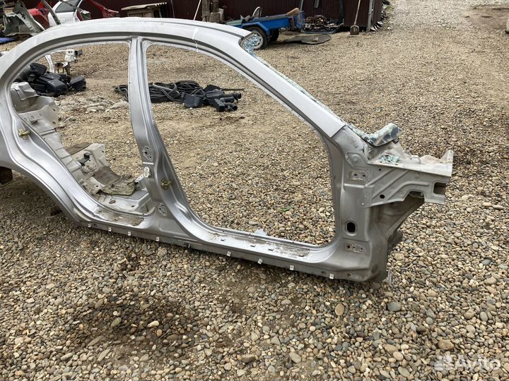 Правый порог,стойка с задним крылом Шевроле Эпика