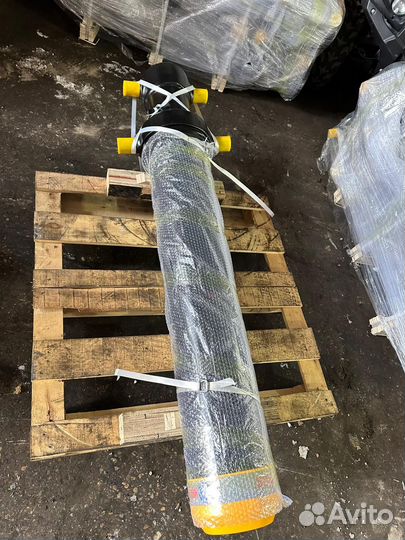 Гидроцилиндр на самосвальный прицеп