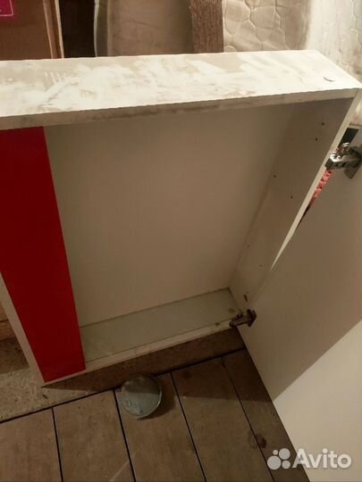 Зеркало шкаф в ванную