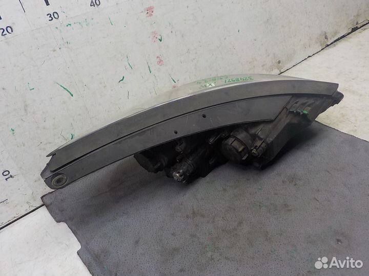 Фара левая на Hyundai ix 35