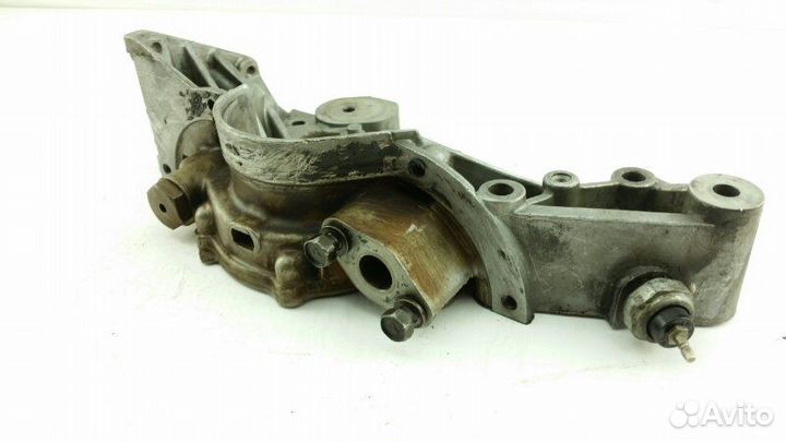 Масляный насос Mitsubishi Sigma F16A 6G72 1991