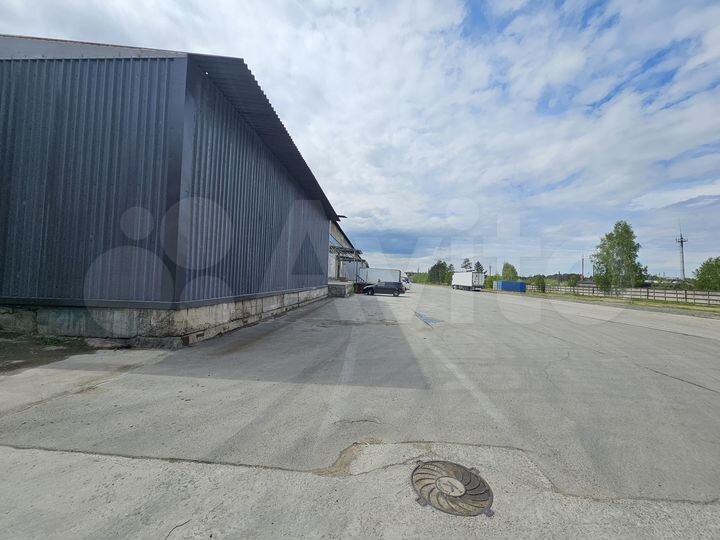 Склад холодный, 700 м² Розы Люксембург